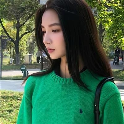粉红火鹤的神秘凝视